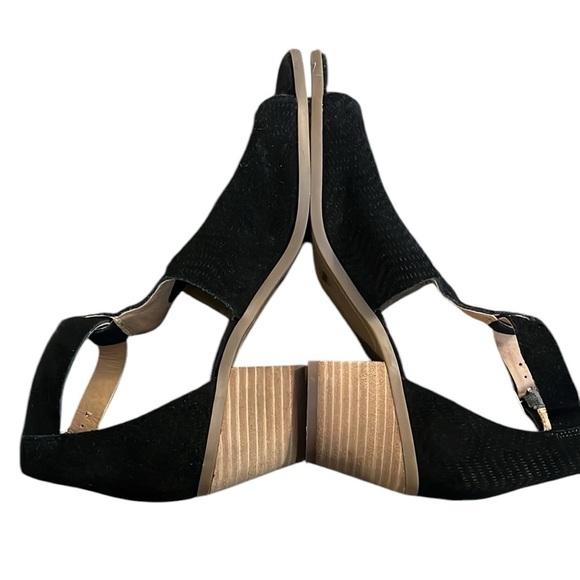 Lucky Brand Baxley Bootie Sandal Black Suede with Heel Size 8 - Picture 5 of 8